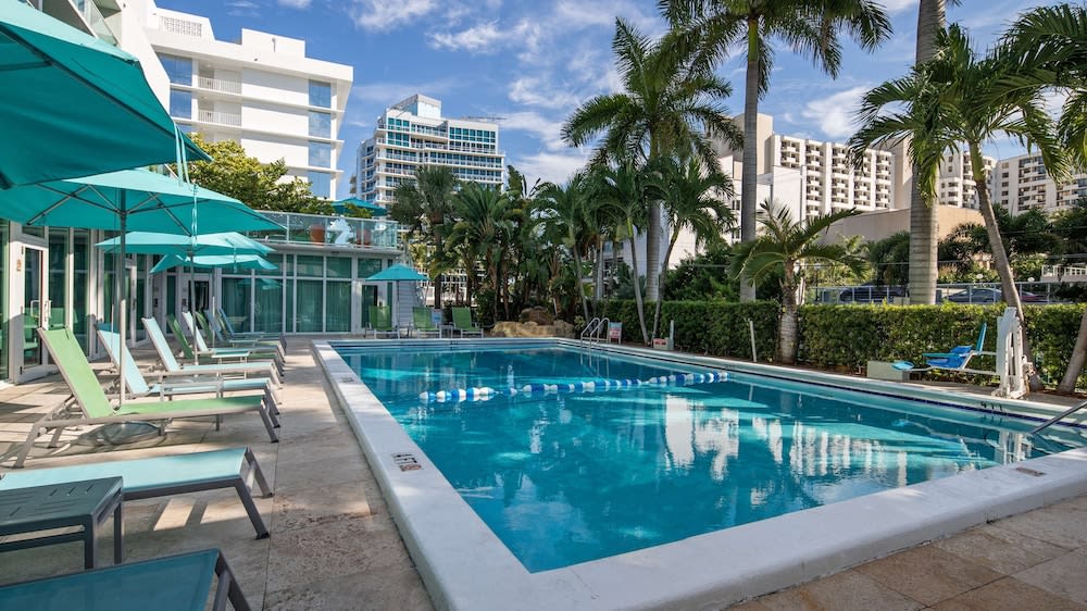 Best Western Plus Oceanside Inn 1