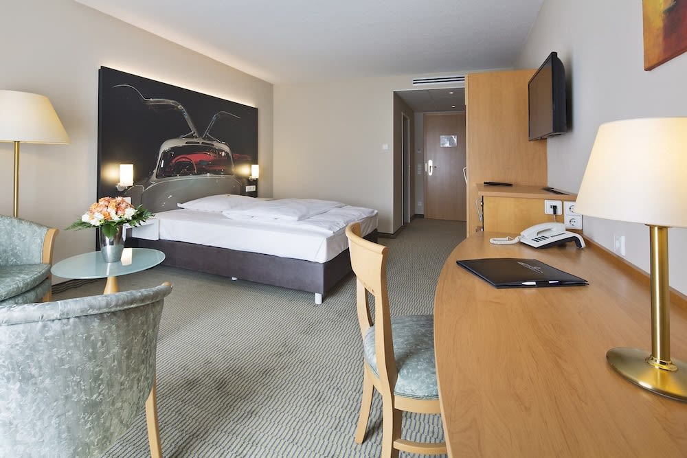Erikson Hotel 2