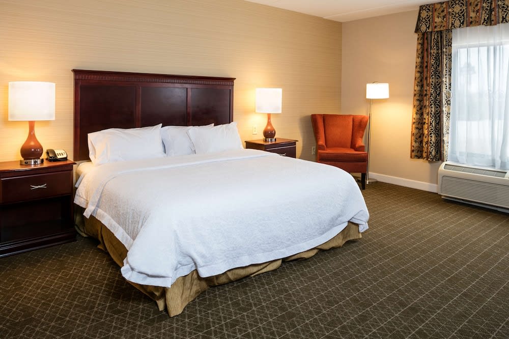 Hampton Inn & Suites Toledo-Perrysburg 4