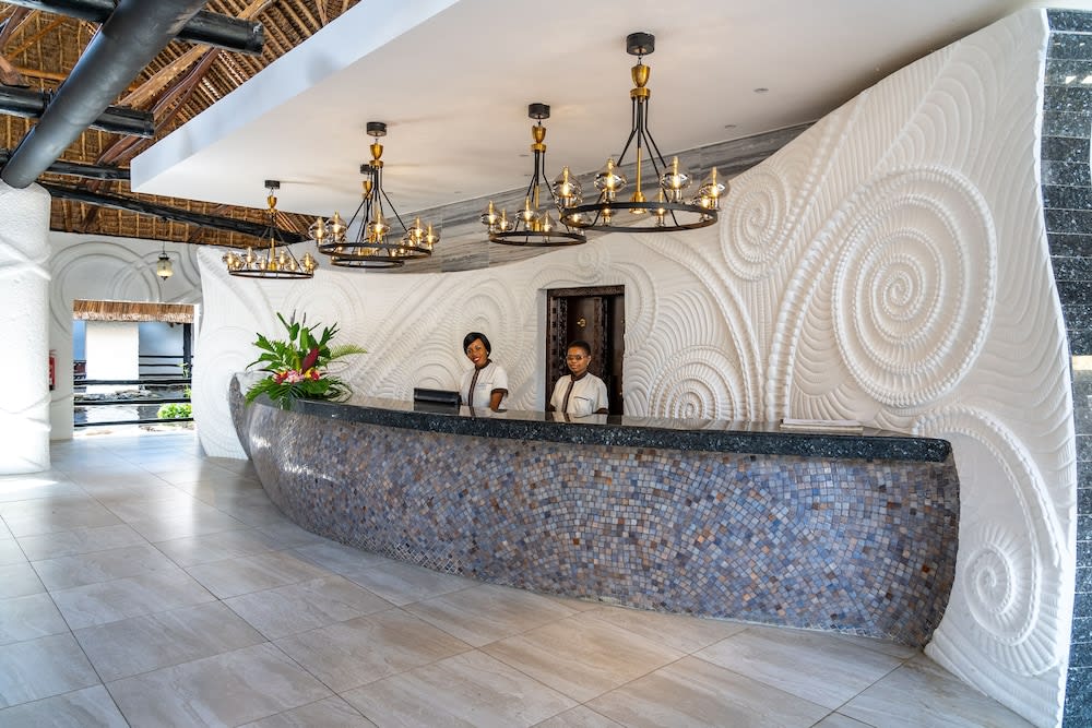 Southern Palms Beach Resort 3