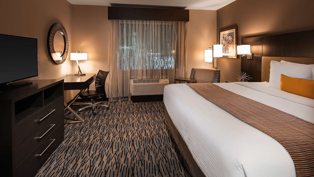 Best Western Plus Executive Residency Baytown 1