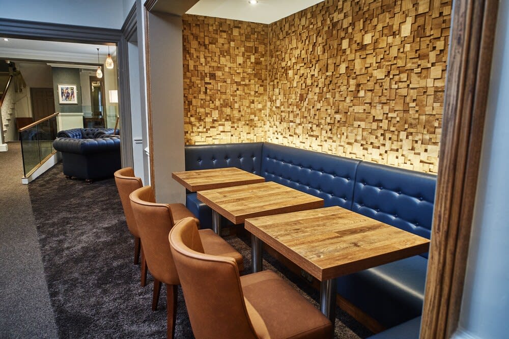 The Chequers Hotel 3