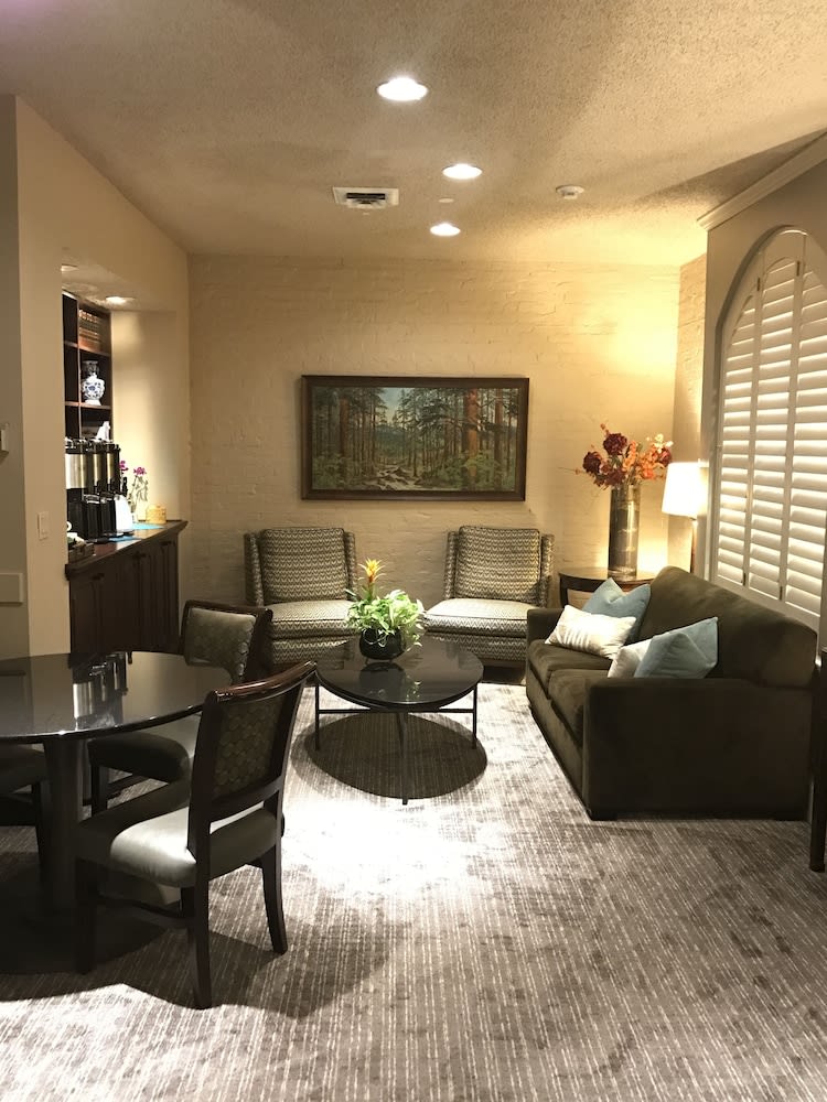 The Mark Spencer Hotel 2
