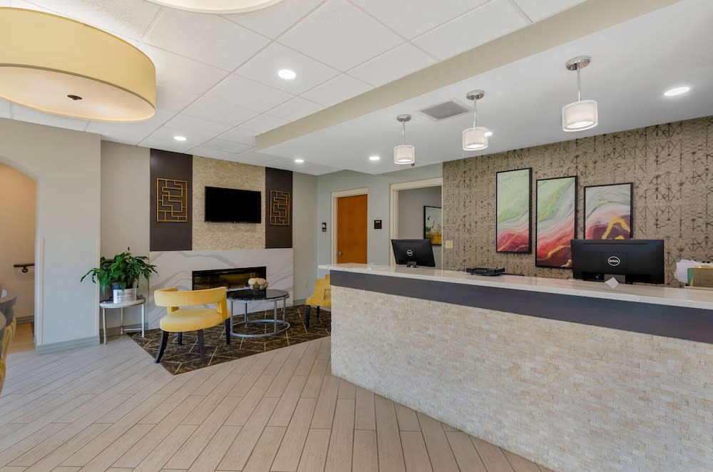 Best Western North Roanoke 2