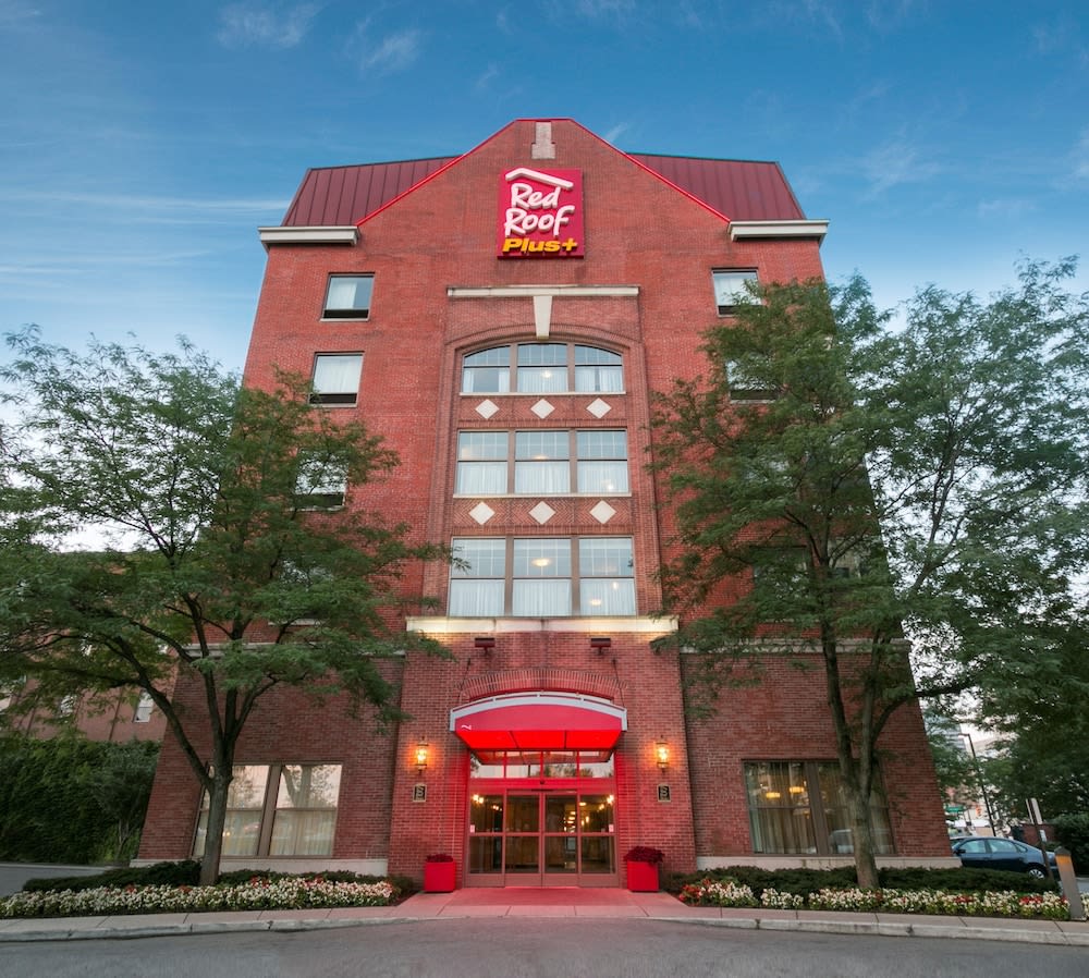 Red Roof Inn PLUS+ Columbus Downtown - Convention Center 1