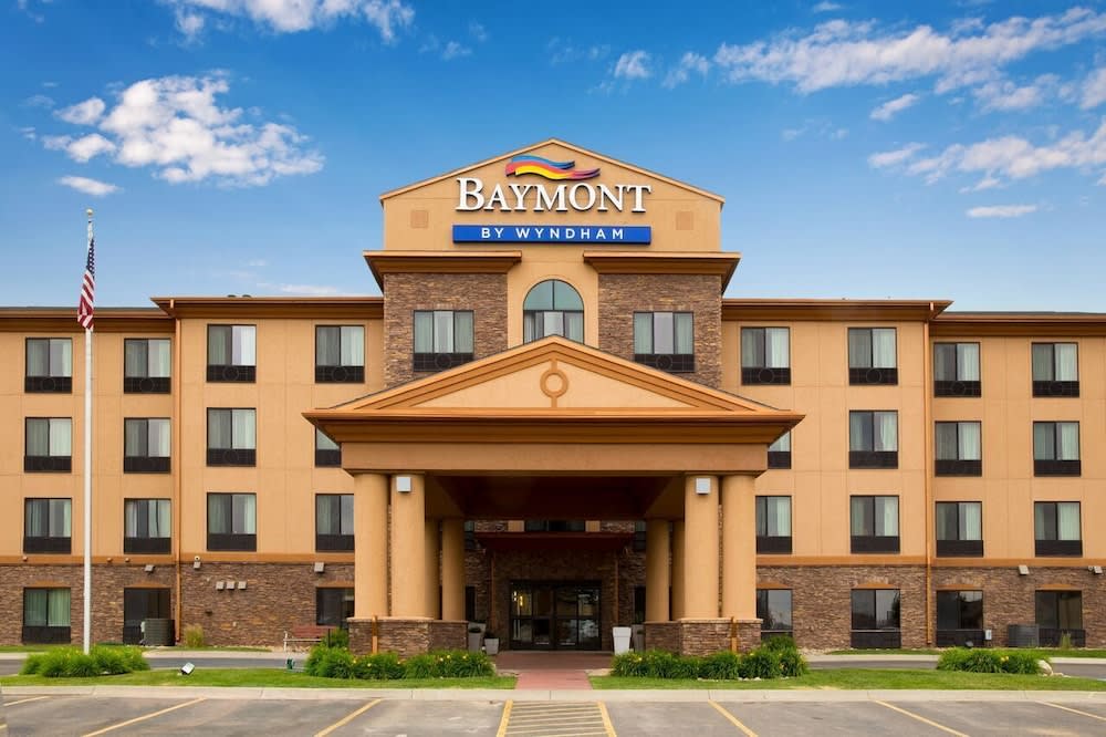 Baymont Inn & Suites by Wyndham Sturgis 1