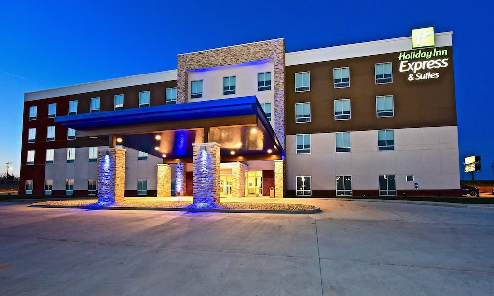 Holiday Inn Express & Suites PERRYVILLE I-55 by IHG 1