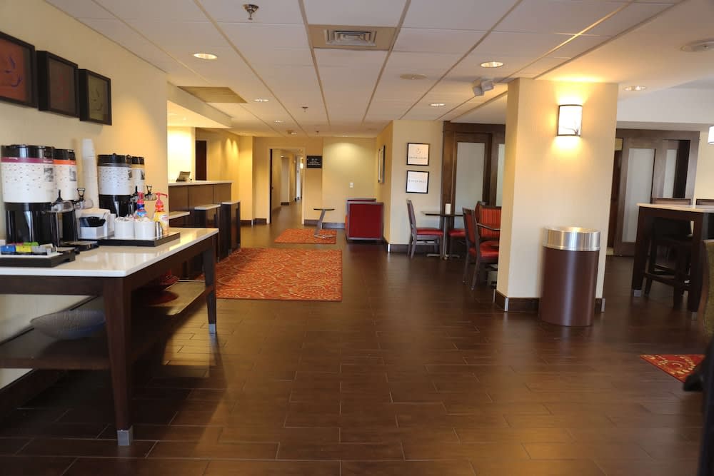 Hampton Inn Sumter 3