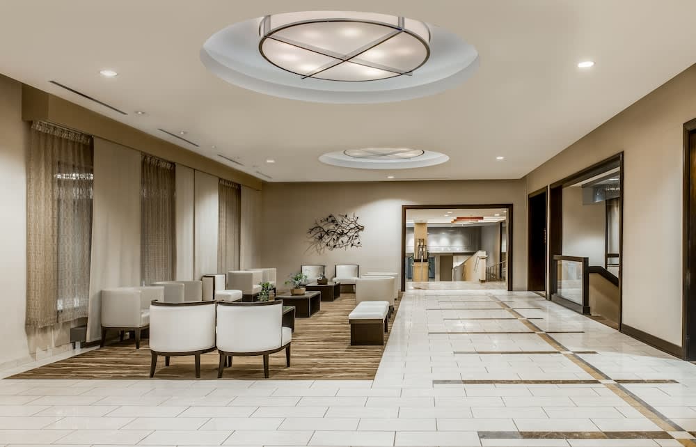 Crowne Plaza CHICAGO OHARE HOTEL & CONF CTR by IHG 2