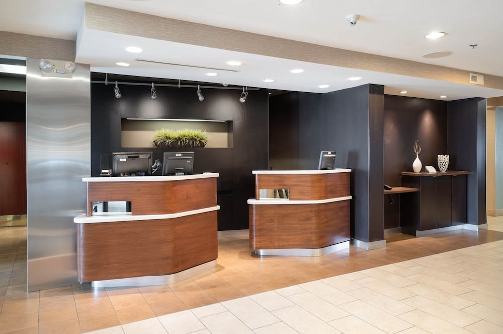 Courtyard by Marriott Princeton 2