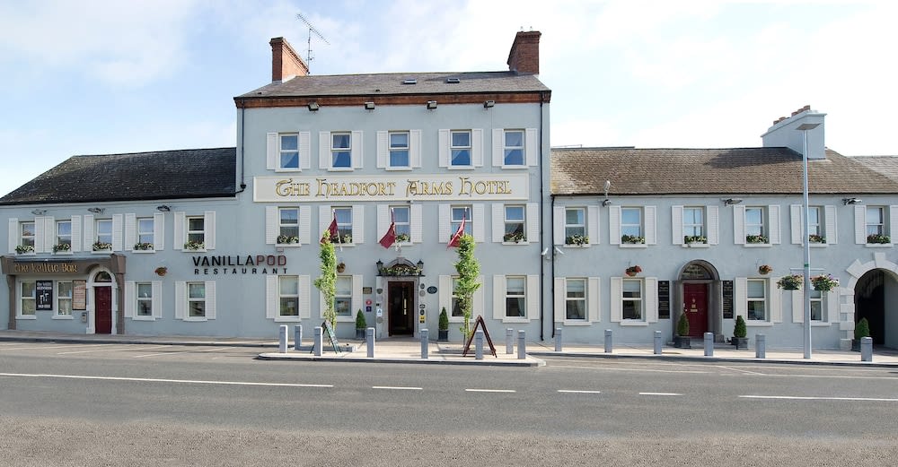 Headfort Arms Hotel 1
