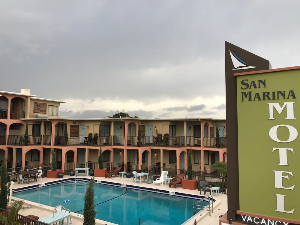 San Marina Motel 2