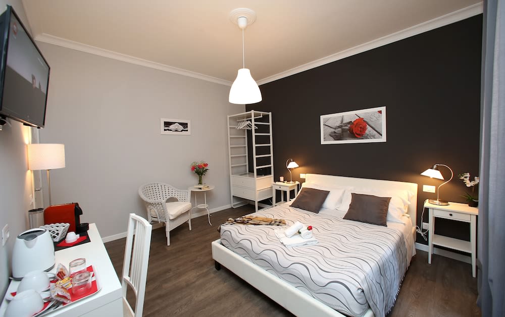 A 2 Passi Dai Musei Luxury Guest House 4