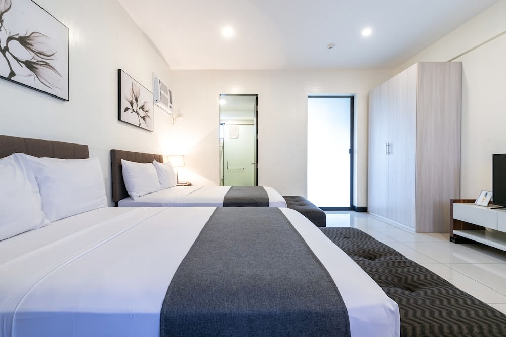 Artemis Place Makati Hotel 1