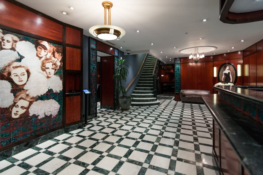 Washington Square Hotel 2