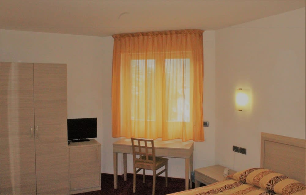 Nature Bio Hotel Elite 5