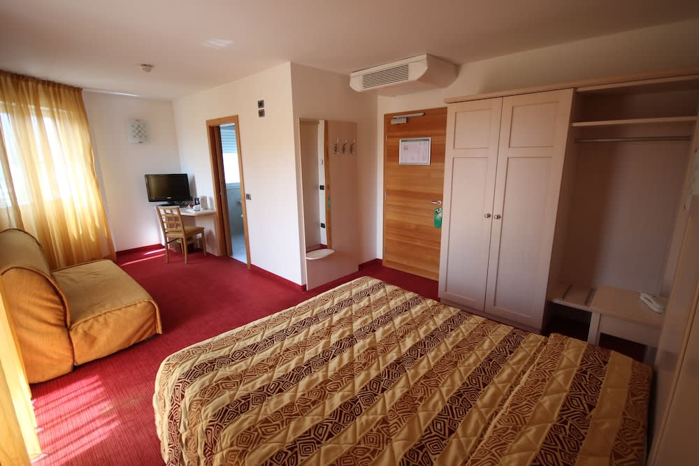 Nature Bio Hotel Elite 3