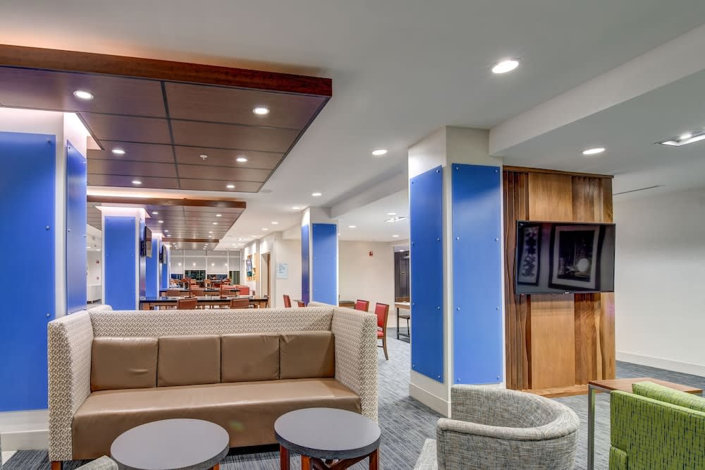 Holiday Inn Express FORT WALTON BEACH CENTRAL by IHG 2