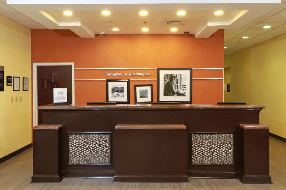 Hampton Inn by Hilton Guadalajara-Aeropuerto 3