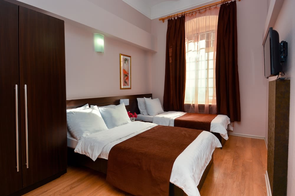 Istanbul Hotel 1