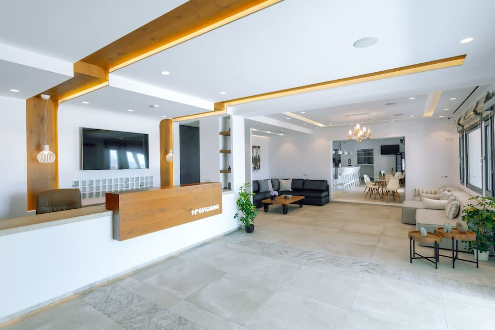 Tropicana Hotel , Suites & Villas Mykonos 5