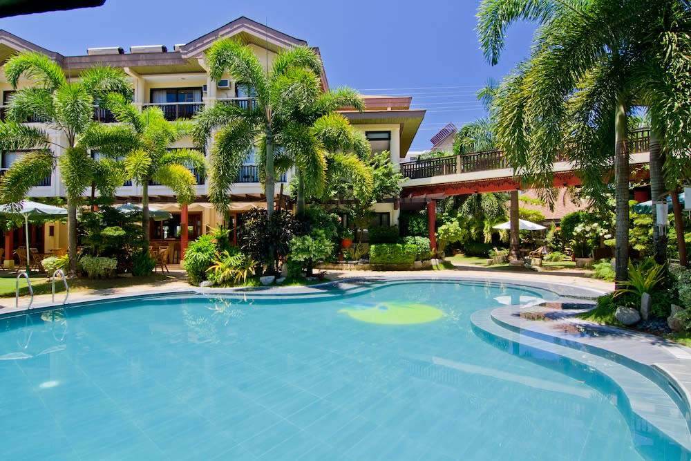 Boracay Tropics Resort Hotel 1