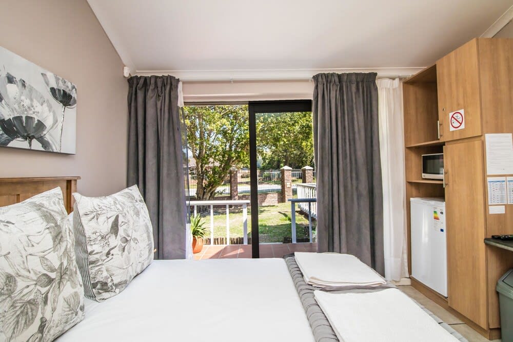 Little Rose Guesthouse & Self-Catering 5