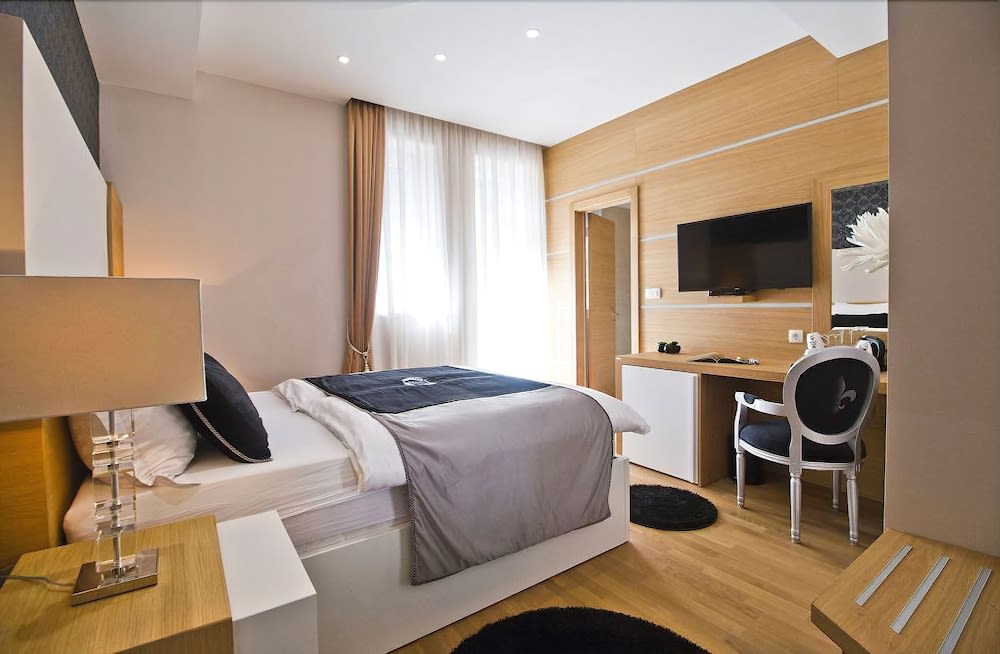 VIP Rooms 2