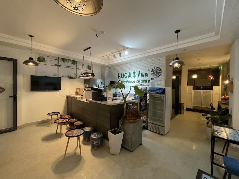 Lucas Inn 2