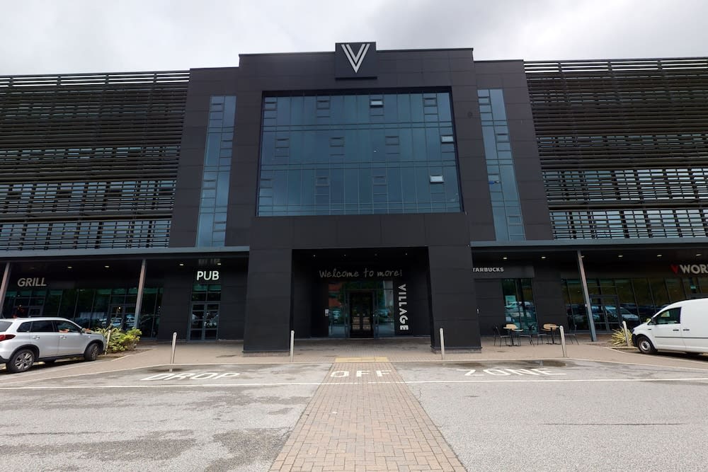 Village Hotel Leeds South 1