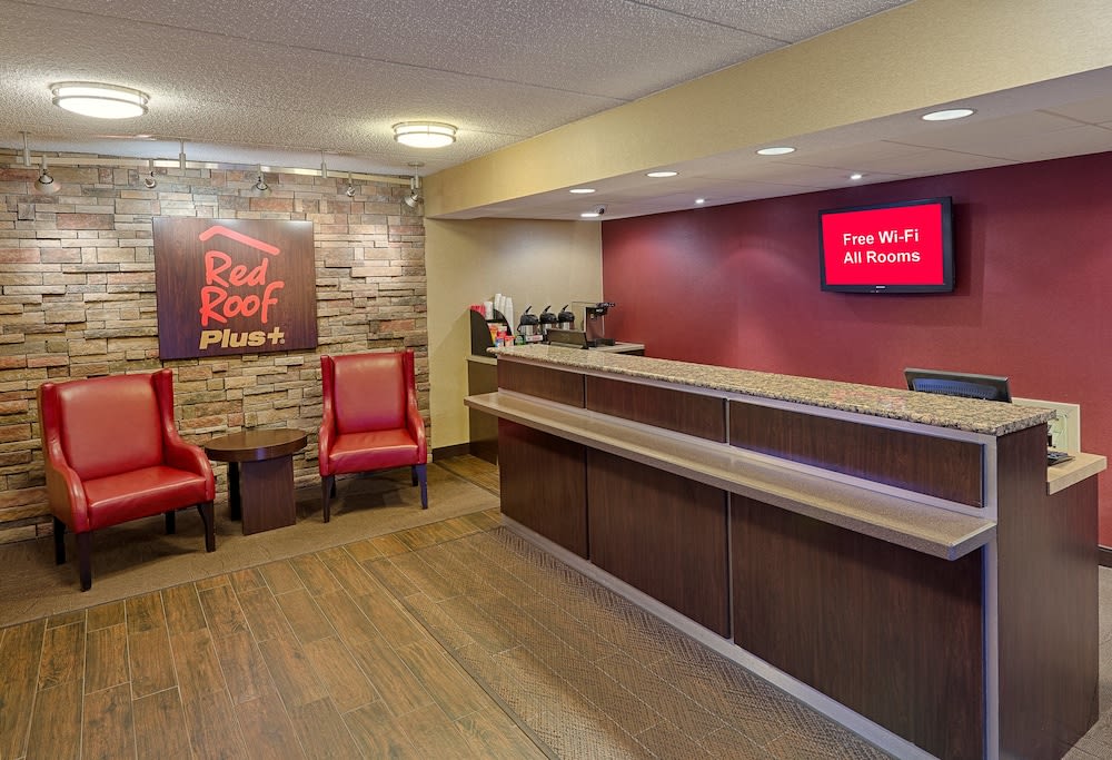 Red Roof Inn PLUS+ Pittsburgh East - Monroeville 2