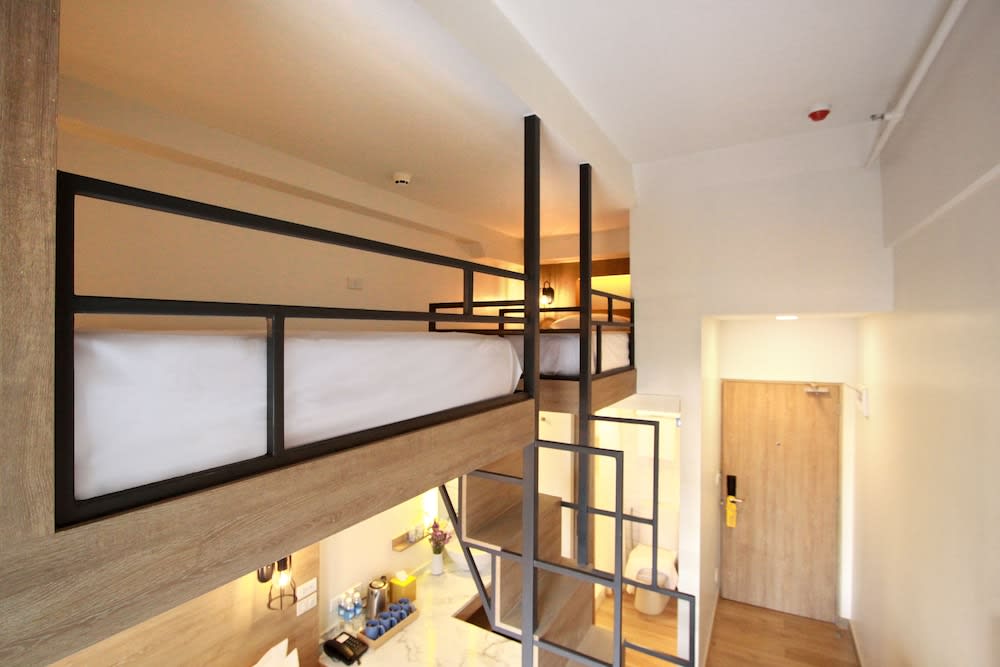 Lub d Manila Makati - Central Makati, Near Nightlife 4