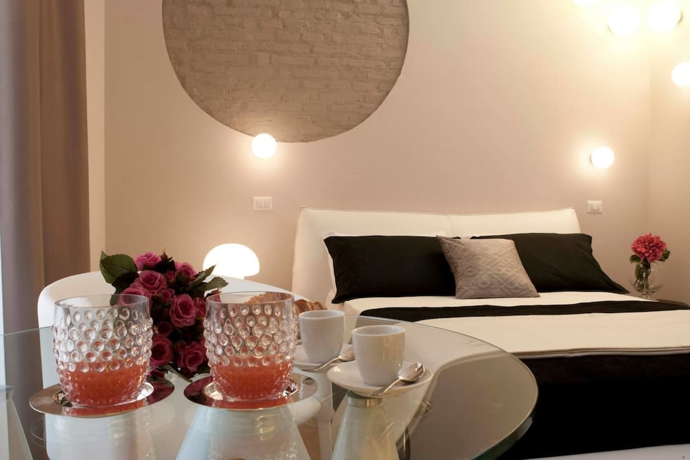 Cardilli Luxury Rooms 1