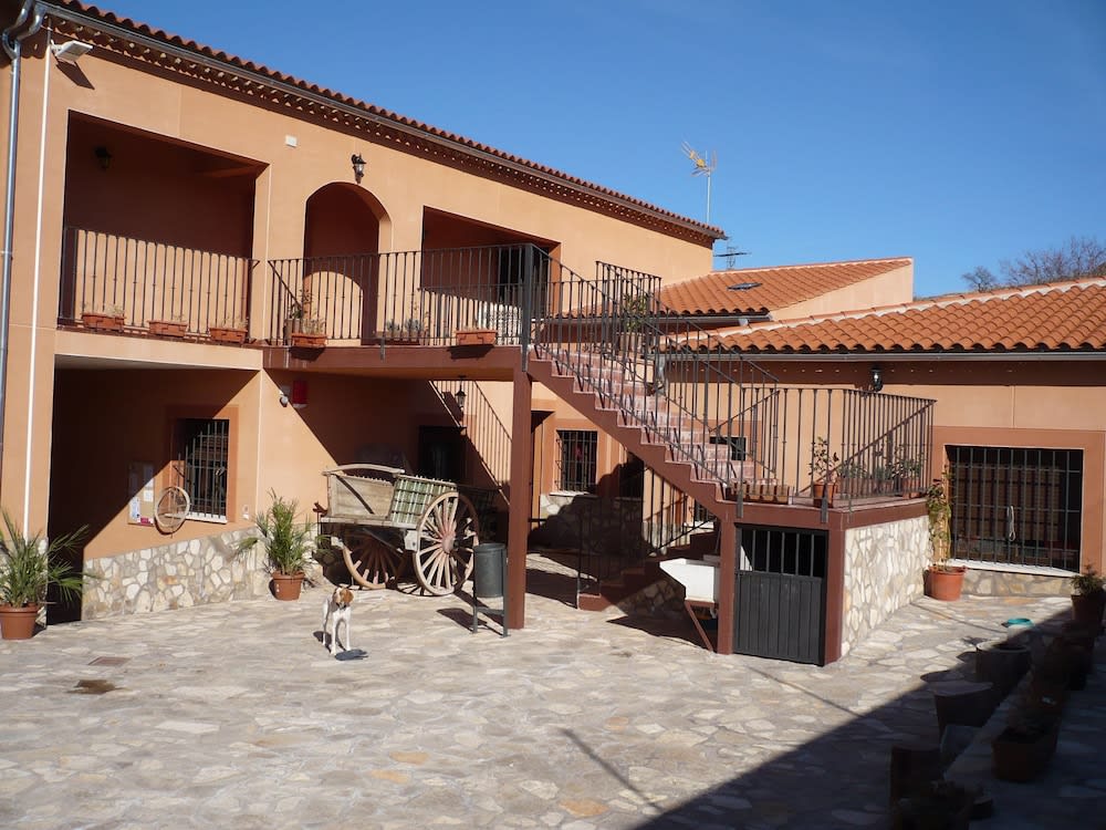 Albergue Serranilla - Hostel 1