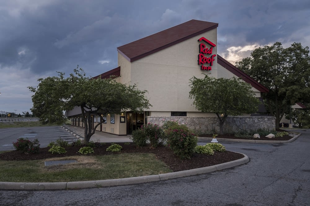 Red Roof Inn Toledo - Maumee 1