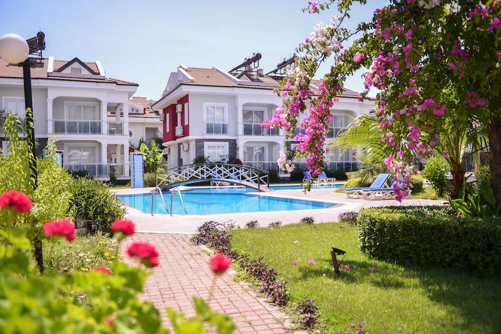 Sea Heaven Legend Apartments 1