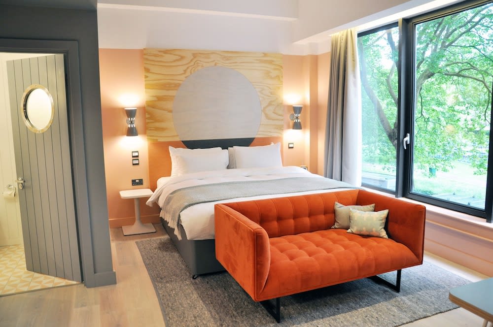 room2 Southampton Hometel 5