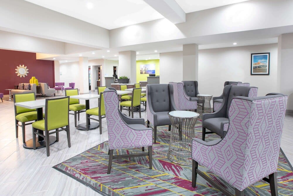 Wingate by Wyndham Corpus Christi 2
