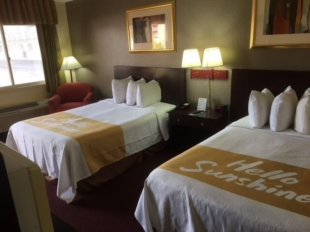 Days Inn by Wyndham Paintsville 5