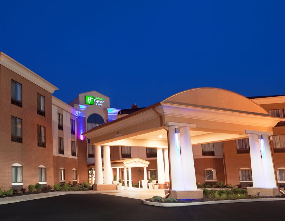 Holiday Inn Express & Suites Akron Regional Airport Area by IHG 1