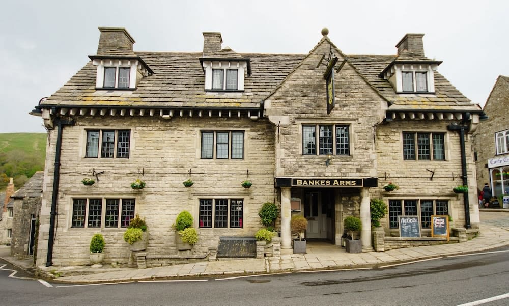Bankes Arms Hotel 1