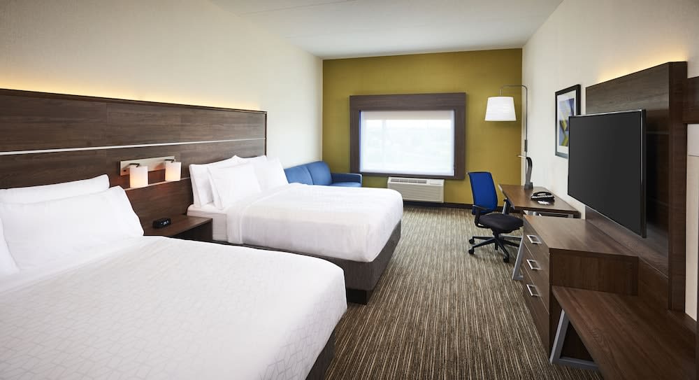 Holiday Inn Express and Suites Brantford, an IHG Hotel 5