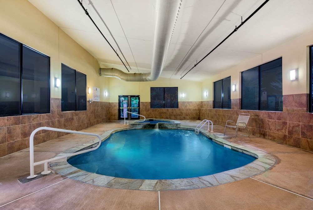 La Quinta Inn by Wyndham West Long Branch NJ Shore Area 1