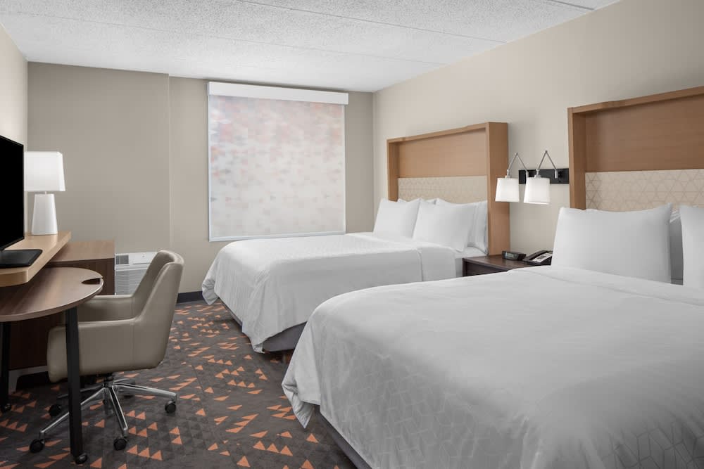 Holiday Inn Hasbrouck Heights-Meadowlands by IHG 3