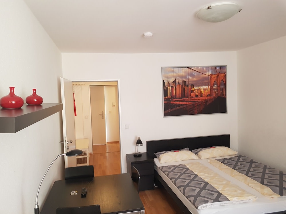 Apartments Jahnstraße 1