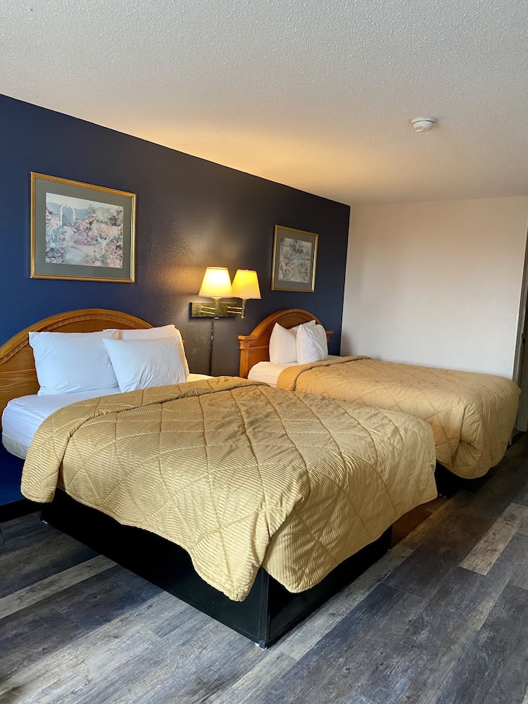 Motel 6 Marianna, FL 4