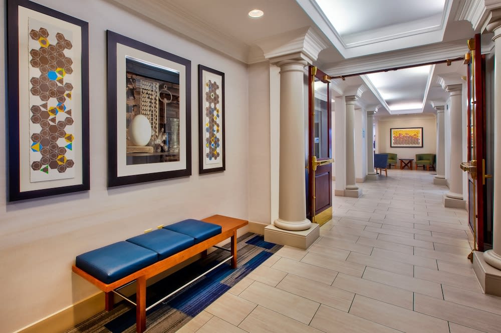 Holiday Inn Express PHILADELPHIA-MIDTOWN by IHG 2