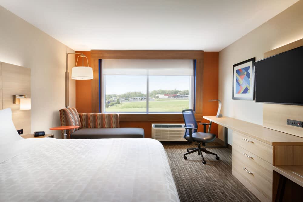 Holiday Inn Express & Suites ALLEN PARK by IHG 2