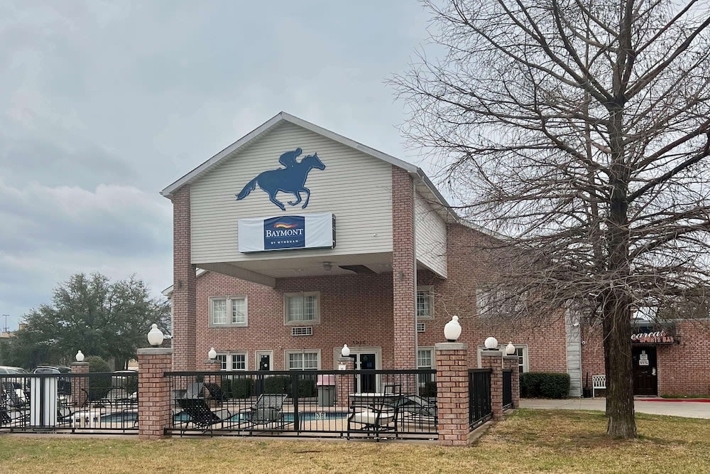 Baymont by Wyndham Willow Park 1