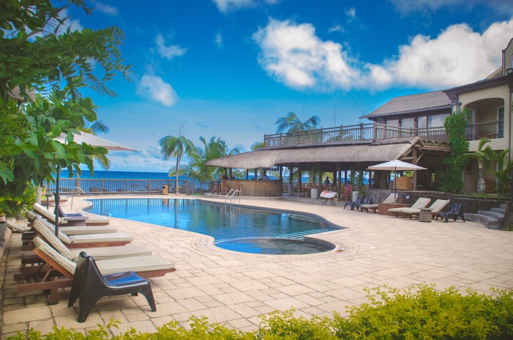 Sunset Reef Resort & Spa 1